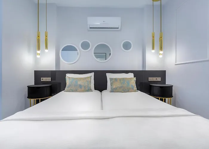 Twin Apartmanhotel 4*