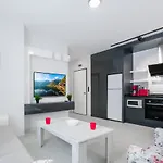Apartahotel Twin 4*