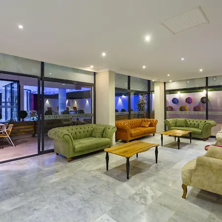 Twin アパートホテル アランヤ