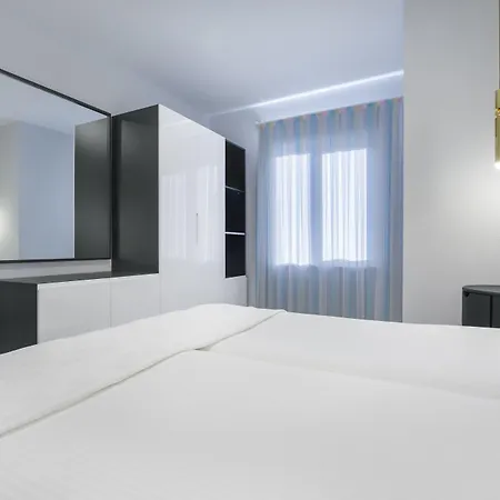 Twin Apart Otel